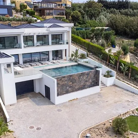 Semesterbostad Barthelemy Ericeira Luxury