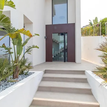 Barthelemy Ericeira Luxury Holiday home